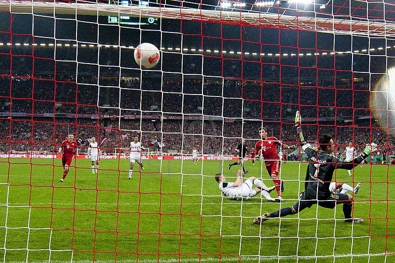 GER, DFB Pokal Halbfinale,  FC Bayern Muenchen vs. VfL Wolfsburg