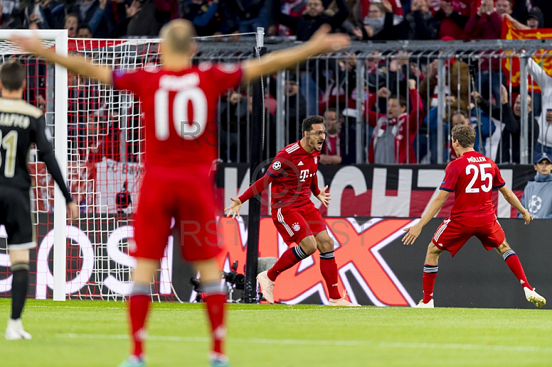 GER, UEFA CL, FC Bayern Muenchen (GER) vs Ajax Amsterdam (NED)