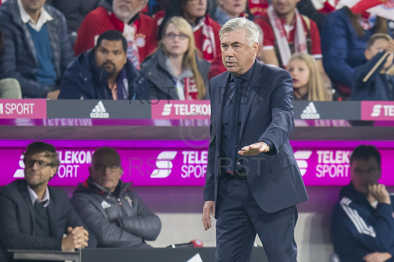 GER, 1.FBL,  FC Bayern Muenchen vs. VfL Wolfsburg GER, 1.FBL,  FC Bayern Muenchen vs. VfL Wolfsburg