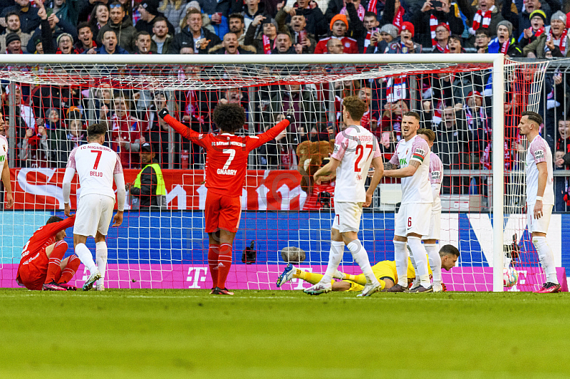 GER, DFB, FC Bayern Muenchen vs. FC Augsburg