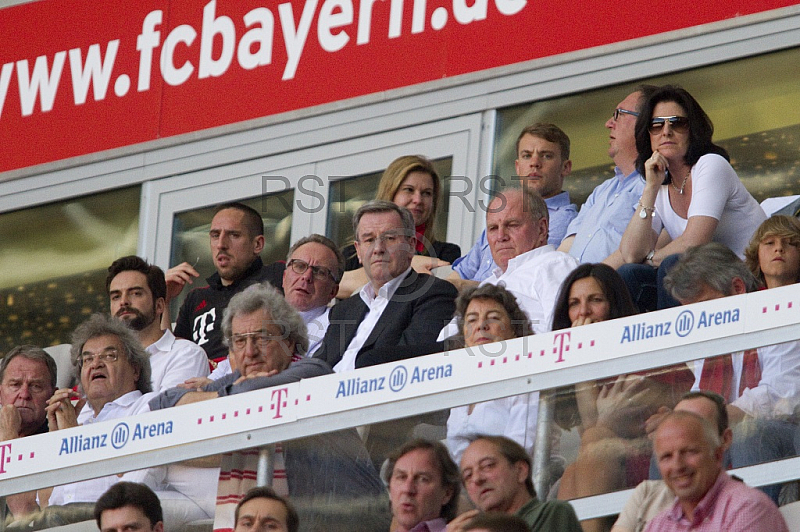 GER, 1.FBL,  FC Bayern Muenchen vs. VfB Stuttgart