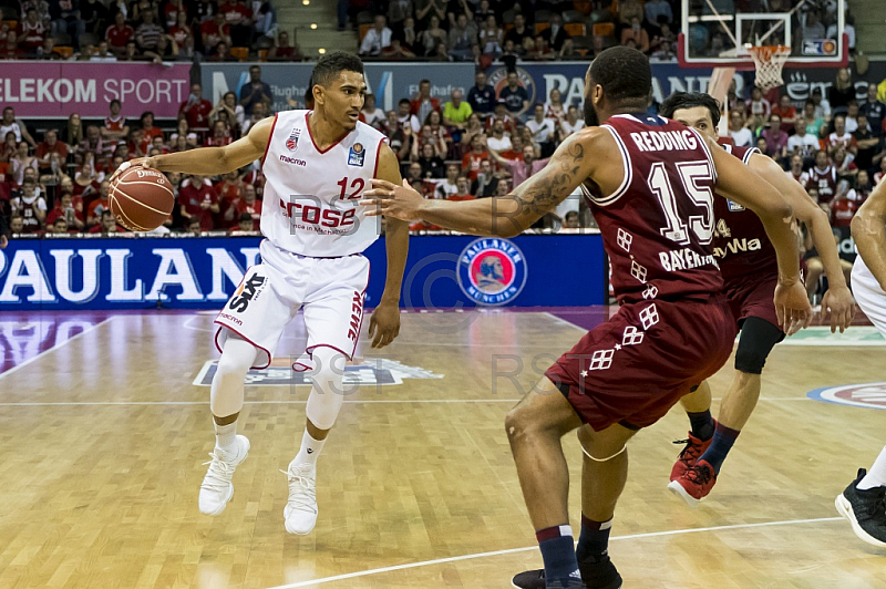 GER, BBL,Meisterschafts Halbfinale  FC Bayern Muenchen vs. Brose Bamberg 