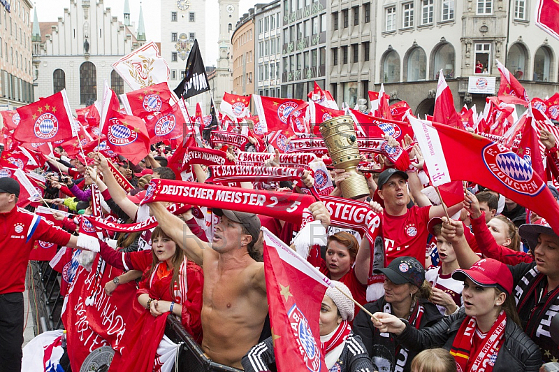 GER, Meisterfeier des FC Bayern Muenchen auf dem Muenchner Marienplatz