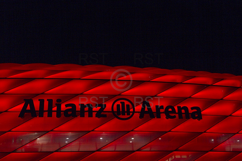 GER, UEFA CL,  FC Bayern Muenchen (GER) vs. Olympiacos FC (GRE)