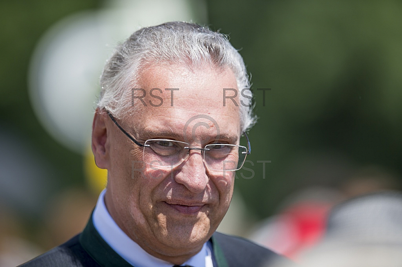 GER, Fronleichnamsprozession in Muenchen mit Kardinal Reinhard Marx GER, Fronleichnamsprozession in Muenchen mit Kardinal Reinhard Marx