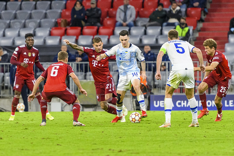 GER, UEFA CL, FC Bayern Muenchen (GER) vs Dynamo Kiew (UKR)