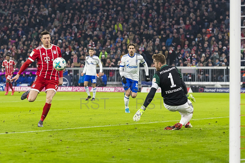 GER, 1.FBL, FC Bayern Muenchen vs. FC Schalke 04 GER, 1.FBL, FC Bayern Muenchen vs. FC Schalke 04