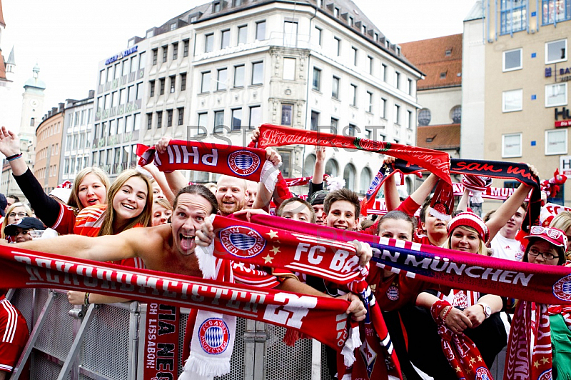 GER, 1.FBL, Meister Double Feier auf dem Marienplatz Muenchen