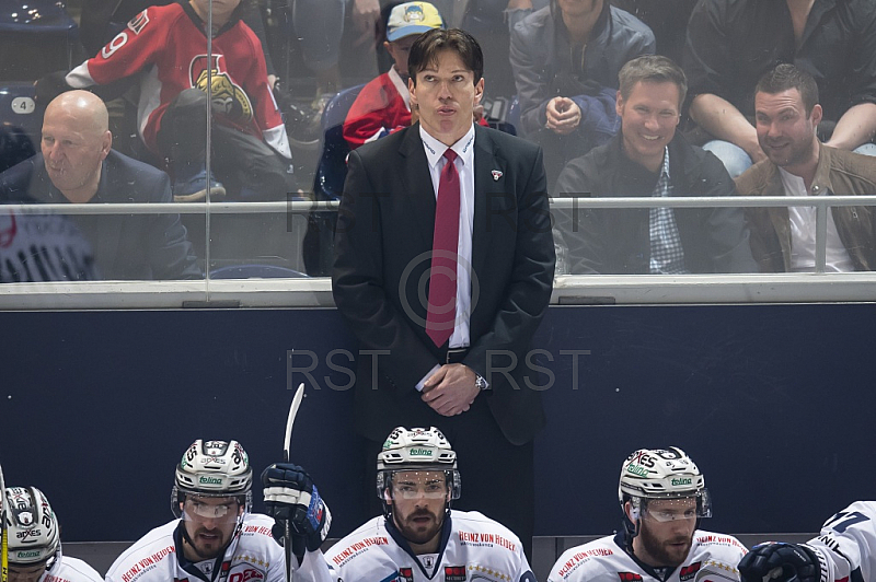 GER, DEL Playoff Halbfinale Spiel 5, EHC Red Bull Muenchen vs. Eisbaeren Berlin