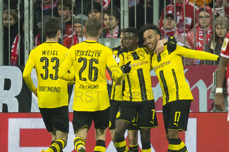 GER, DFB Pokal, Halbfinale,  FC Bayern Muenchen vs. Borussia Dortmund
