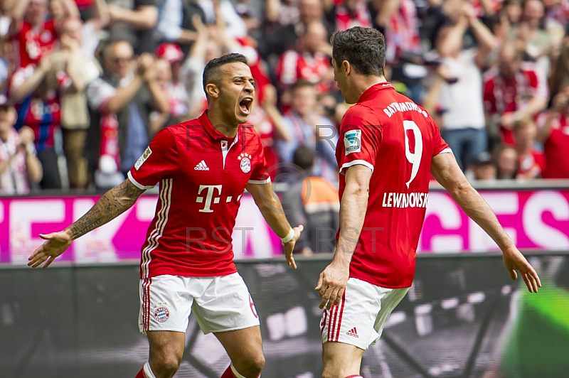 GER, 1.FBL,  FC Bayern Muenchen vs. FC Augsburg 
