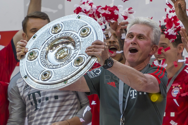 GER, 1.FBL,  FC Bayern Muenchen vs. VfB Stuttgart