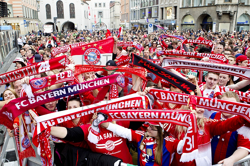 GER, 1.FBL, Meister Double Feier auf dem Marienplatz Muenchen