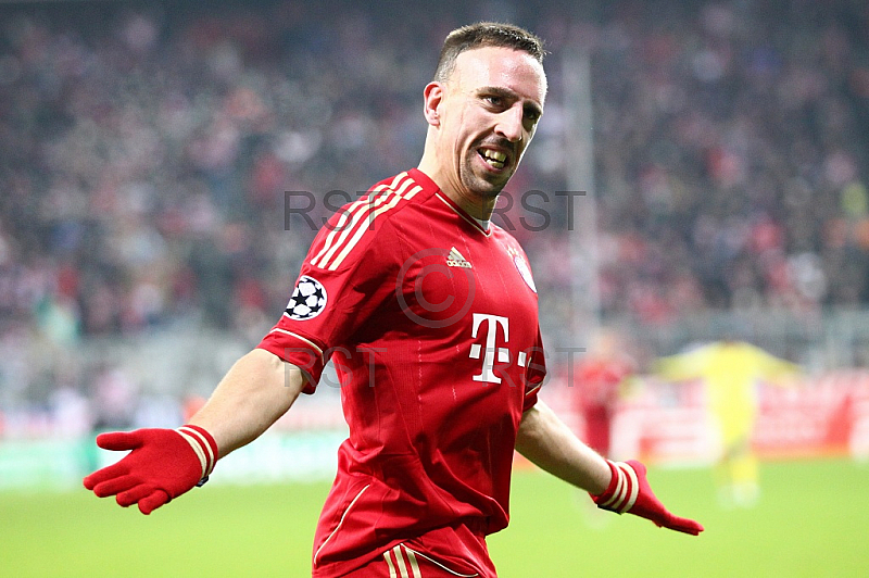 GER, UEFA CL, FC Bayern Muenchen vs. FC Villarreal GER, UEFA CL, FC Bayern Muenchen vs. FC Villarreal