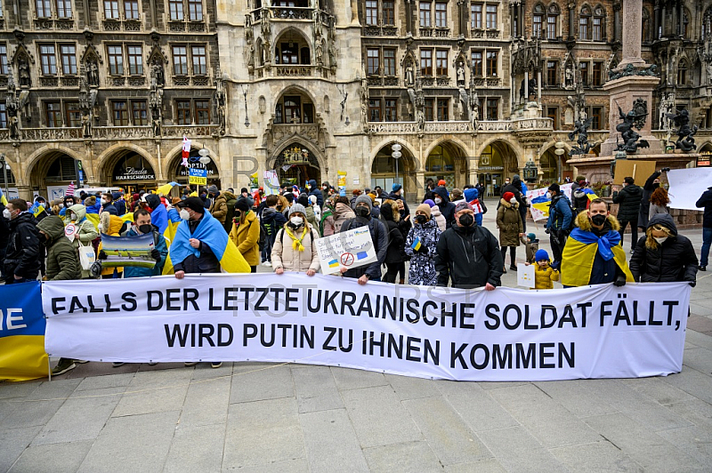 GER, Demo Frieden fuer die Ukraine mit ca 200 Teilnehmern 