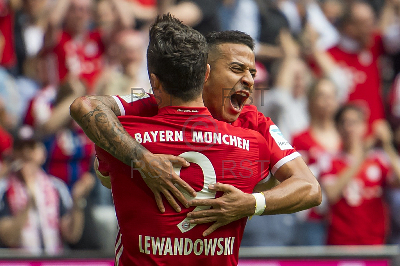 GER, 1.FBL,  FC Bayern Muenchen vs. FC Augsburg 