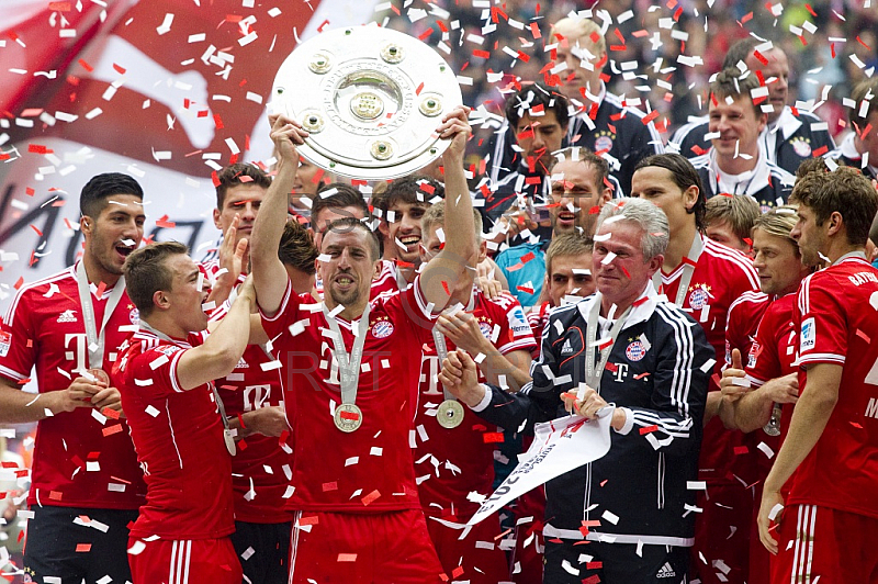 GER, 1,FBL,  FC Bayern Muenchen vs. FC Augsburg