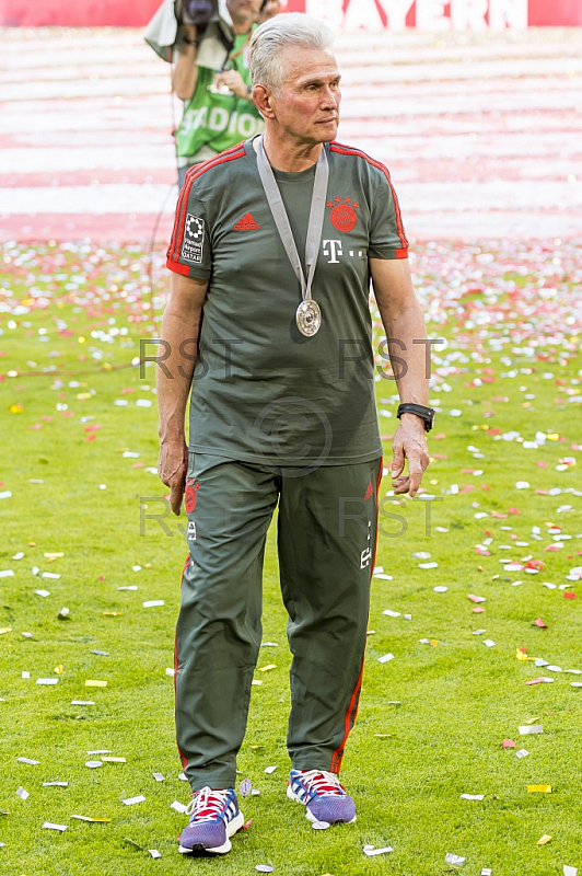 GER, 1.FBL,  FC Bayern Muenchen vs. VfB Stuttgart