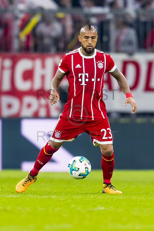 GER, 1.FBL, FC Bayern Muenchen vs. VfL Wolfsburg GER, 1.FBL, FC Bayern Muenchen vs. VfL Wolfsburg