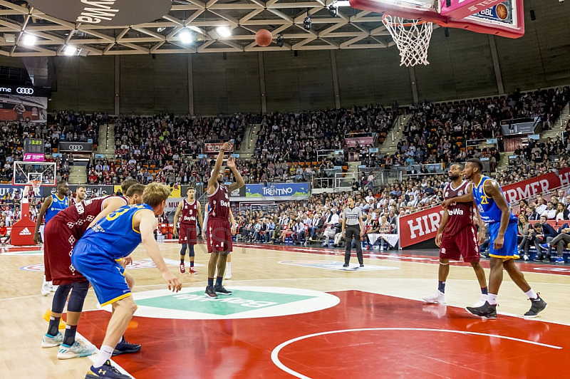 GER, BBL, FC Bayern Muenchen vs. Basketball Loewen Braunschweig