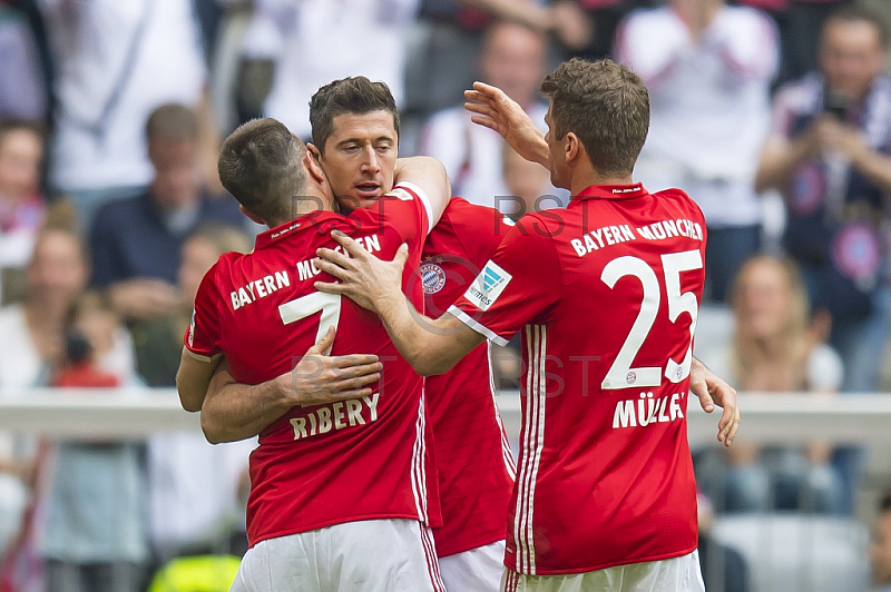 GER, 1.FBL,  FC Bayern Muenchen vs. FC Augsburg 