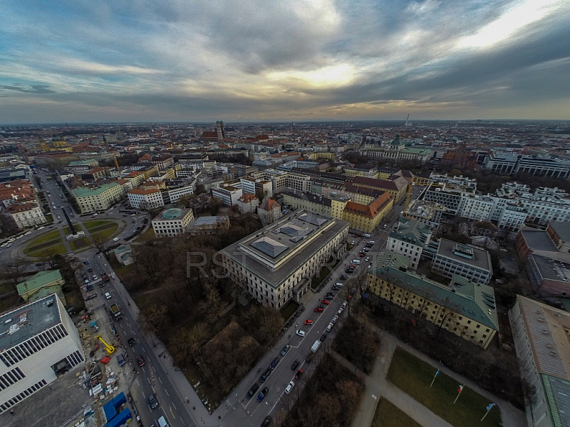 GER, Feature Luftbilder am Muenchner Koenigsplatz 