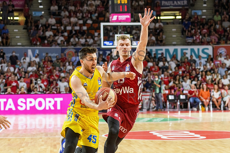 GER, easy credit BBl, Finale Spiel 4, FC Bayern Muenchen Basketball vs. Alba Berlin