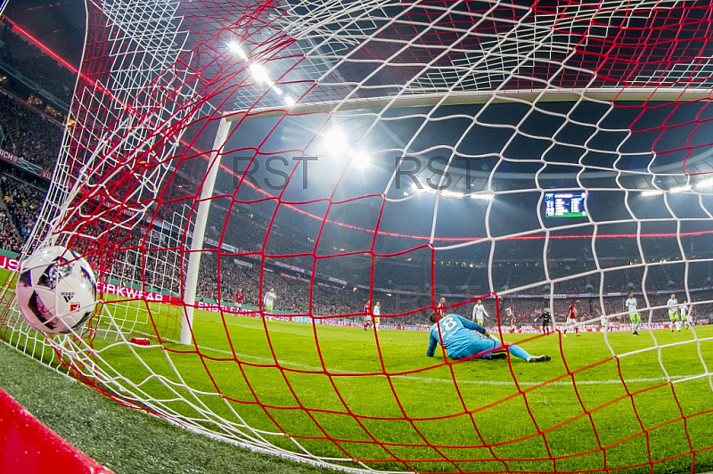 GER,  DFB Pokal 3. Runde,  FC Bayern Muenchen vs. VfL Wolfsburg
