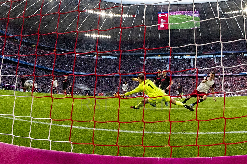 GER, 1.FBL,  FC Bayern Muenchen vs. FC Augsburg