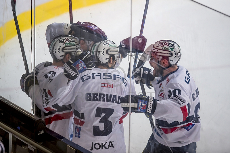 GER, DEL Playoff Halbfinale Spiel 5, EHC Red Bull Muenchen vs. Eisbaeren Berlin