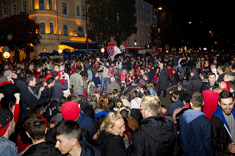 GER, Fanfeier auf der Muenchner Leopoldstasse
