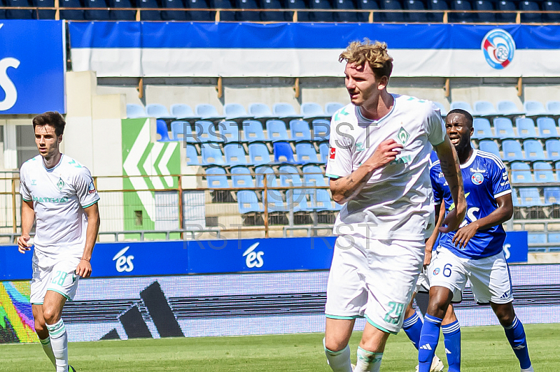 FRA, Fu§ball Freiundschaftsspiel 1, Racing Strassburg vs SV Werder Bremen FRA, Fu§ball Freiundschaftsspiel 1, Racing Strassburg vs SV Werder Bremen