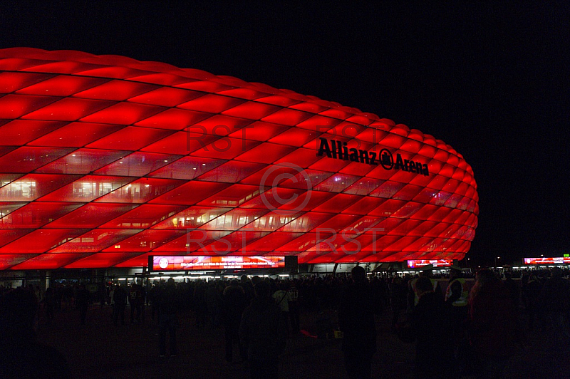 GER, UEFA CL,  FC Bayern Muenchen (GER) vs. Olympiacos FC (GRE)