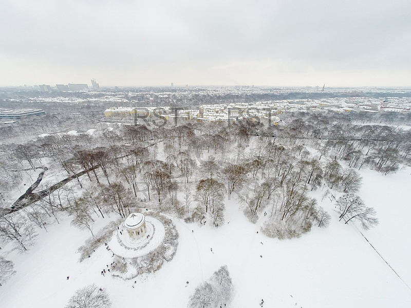 GER, Winterlandschaft am Muenchner Monopteros