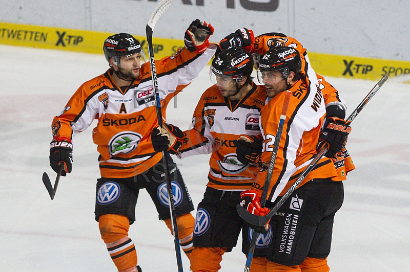 GER, DEL, EHC Red Bull Muenchen vs. Grizzlies Wolfsburg