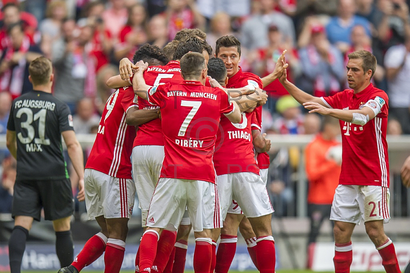 GER, 1.FBL,  FC Bayern Muenchen vs. FC Augsburg 