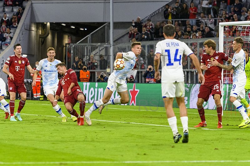 GER, UEFA CL, FC Bayern Muenchen (GER) vs Dynamo Kiew (UKR)