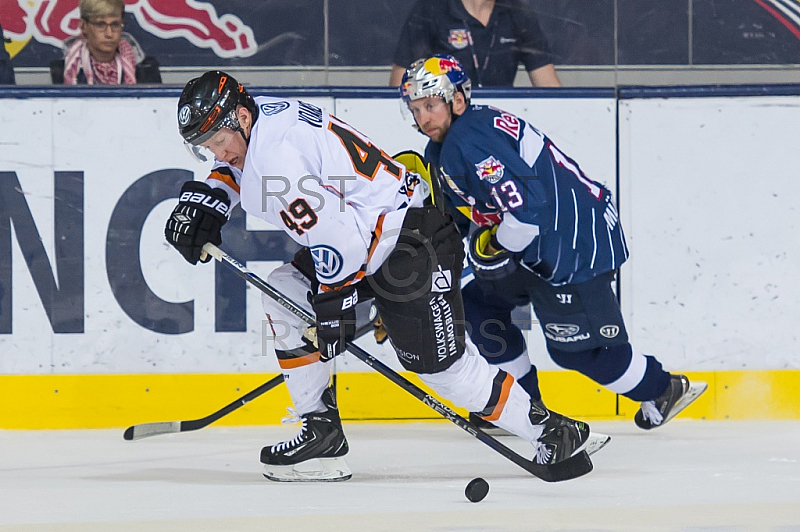 GER, DEL Playoff Finale Spiel 1, EHC Red Bull Muenchen vs. Grizzlys Wolfsburg