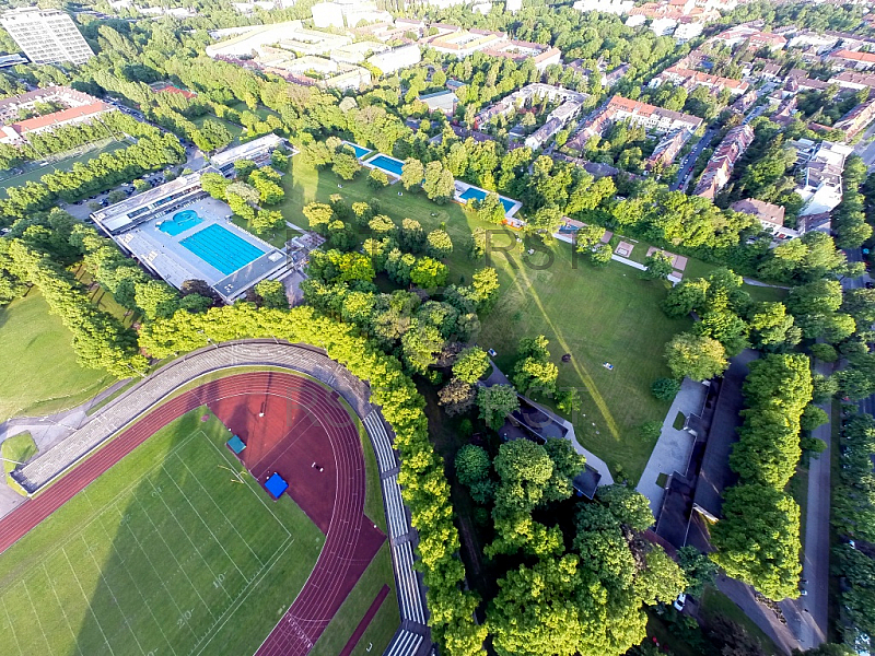 GER, Feature Luftbilder Serie der Muenchner Freibaeder