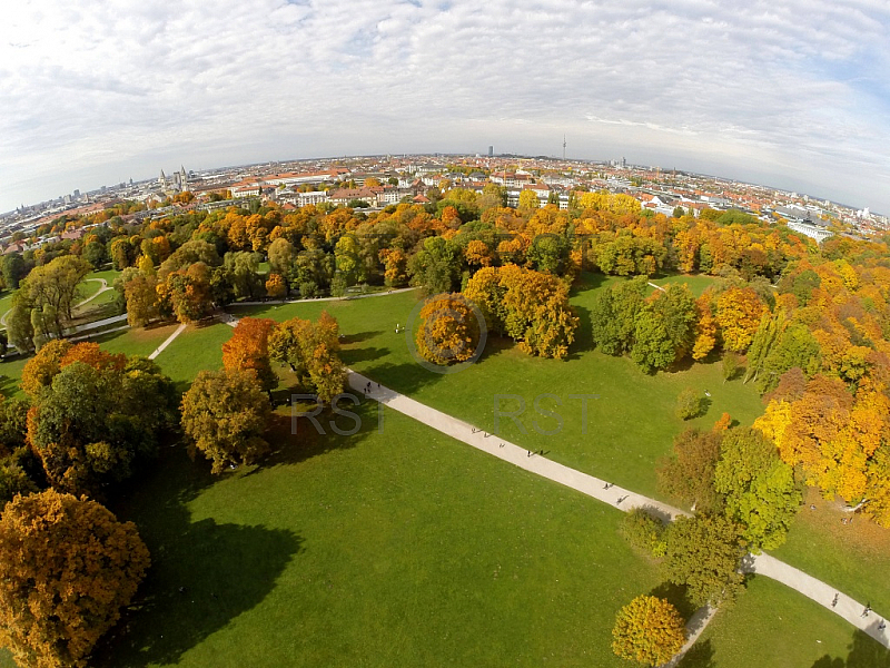 GER, Feature Luftbilder zum Indian Summer im Englischen Garten 