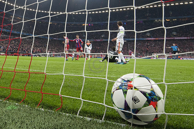 GER, UEFA CL Achtelfinale, FC Bayern Muenchen vs.  Shakhtar Donetsk