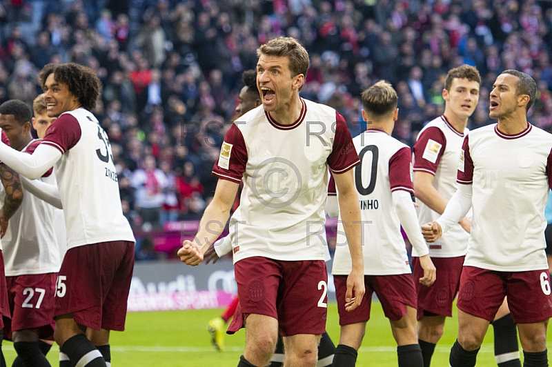 GER, 1.FBL,  FC Bayern Muenchen vs. FC Augsburg