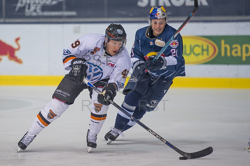 GER, DEL Playoff Finale Spiel 1, EHC Red Bull Muenchen vs. Grizzlys Wolfsburg