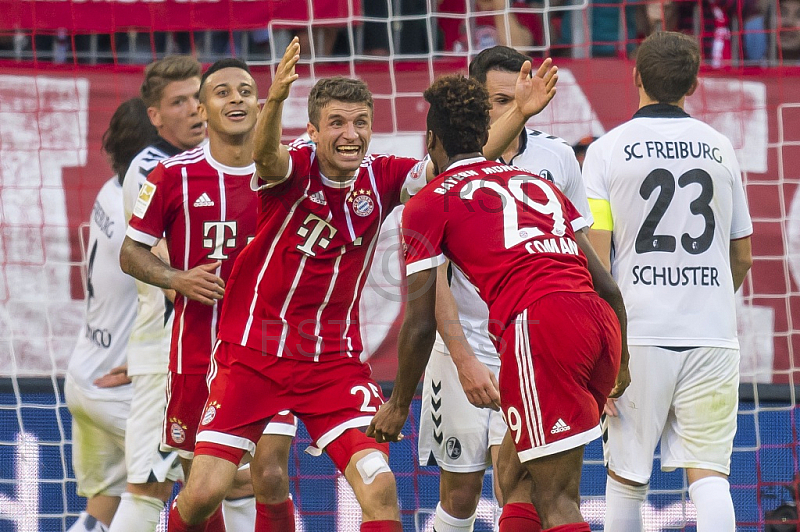 GER, 1.FBL,  FC Bayern Muenchen vs. SC Freiburg