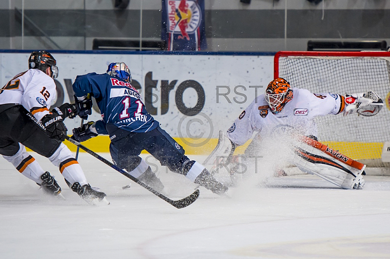 GER, DEL Playoff Finale Spiel 1, EHC Red Bull Muenchen vs. Grizzlys Wolfsburg