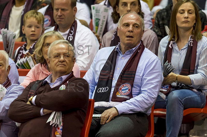 GER, BBL,Meisterschafts Halbfinale  FC Bayern Muenchen vs. Brose Bamberg 
