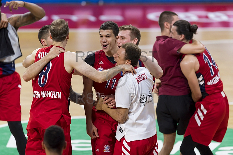 GER, BBL Playoff Finale, Spiel 3, FC Bayern Muenchen vs. Alba Berlin
GER, BBL Playoff Finale, Spiel 3, FC Bayern Muenchen vs. Alba Berlin