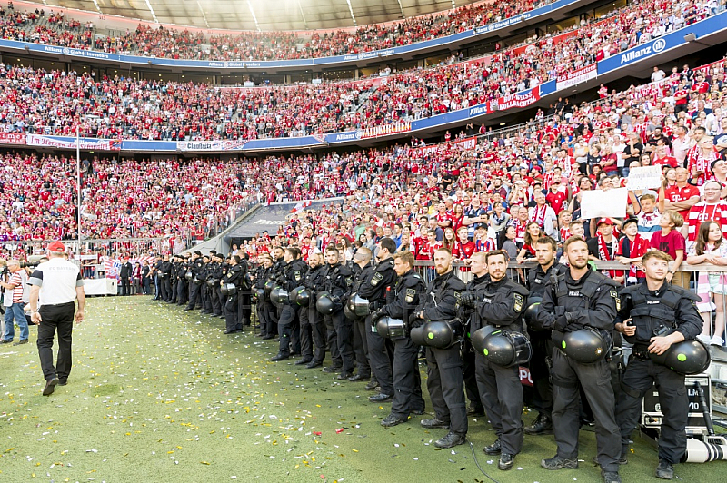 GER, 1.FBL,  FC Bayern Muenchen vs. VfB Stuttgart