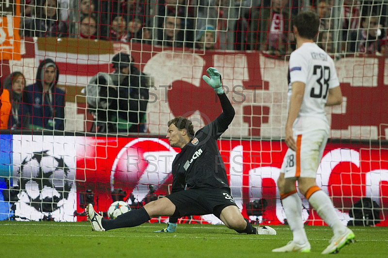 GER, UEFA CL Achtelfinale, FC Bayern Muenchen vs.  Shakhtar Donetsk