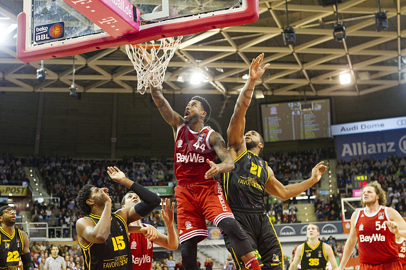 GER, Beko BBL , FC Bayern Muenchen vs. MHP RIESEN Ludwigsburg